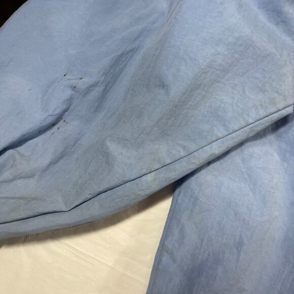 Vintage UNC Tar Heels Bugs Bunny Looney Tunes Jacket Blue 100% Nylon 90s Size L - Picture 13 of 16